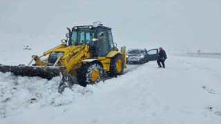 Meteoroloji uyarmıştı: Karsta yoğun kar yağışı