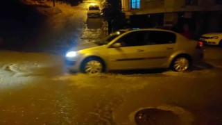 Meteoroloji uyarmıştı: Şiddetli yağış İstanbul sınırına dayandı