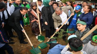 Milli Ağaçlandırma Gününde Tuzlada 3 bin 300 fidan toprakla buluşturuldu