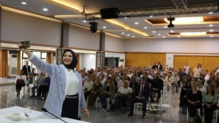 Milli Eğitim Müdürü Durmuş, öğrenci ve öğretmenlerle bir araya geliyor