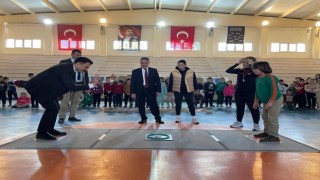 Milli spor tescilli Hemsball, Buharkentte tanıtıldı