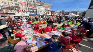 Minik ellerden Filistine büyük destek