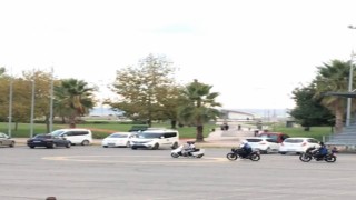 Motosikleti ile zabıtalardan kaçan genç güldürmüştü, ehliyetinden olan genç özür diledi