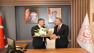Müdür Kömürcüoğlu görevine başladı