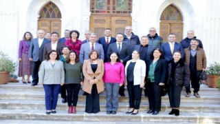 Muğlada emekli öğretmenler unutulmadı