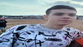 Muğlada işe gitmek için evden çıkan çocuk her yerde aranıyor