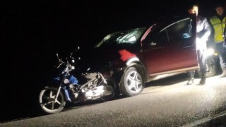 Muhtarın kullandığı otomobil motosiklete çarptı: 1 ölü, 1 ağır yaralı