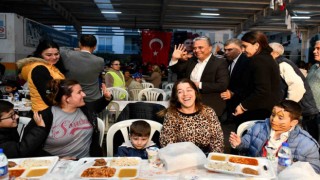 Muratpaşadan Komşu Sofrası