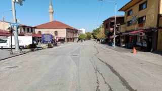 Odunpazarı esnafı trafiğe kapatılan caddeyle ilgili çağrısını yineledi
