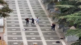Öğrencilerin kavgası kamerada