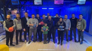Öğretmenler bowling oynadı