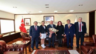 Öğretmenlerle buluşan Başkan Zolan, “Eğitim her şeyin başıdır”