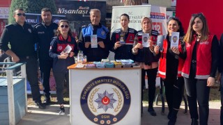 Osmaniye Emniyeti Kitap Fuarında Vatandaşlarla Buluştu