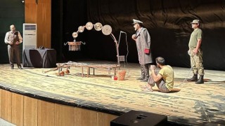 Osmaniye'de "Ceza Sömürgesi" Tiyatro Oyunu Büyük İlgi Gördü
