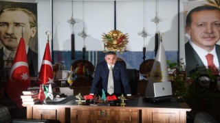 Osmanlı Ocakları Genel Başkanı Canpolattan Özgür Özele tepki: “Osmanlı Ocakları ile ilgili ifadeleriniz yanlış, özür dileyin