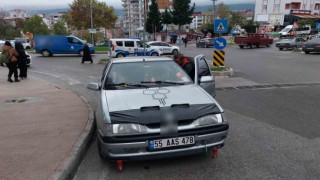 Otomobilin çarptığı çocuk hastanelik oldu