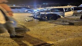 Otomobilin hurdaya döndüğü kaza kamerada
