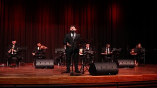 PAÜde Atatürkün sevdiği şarkılar söylendi