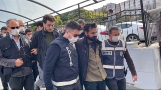 Polislerin yaralandığı eylemde gözaltına alınan 4 öğrenci adliyeye sevk edildi