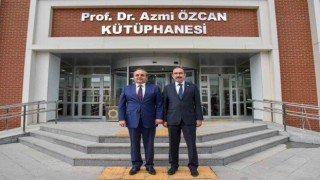 Prof. Dr. Azmi Özcanın adı kütüphaneye verildi