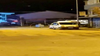 Rüzgarın savurduğu çöp konteynerinin peşinden böyle koştu