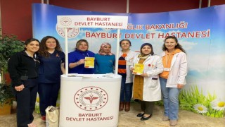 Sağlık çalışanları lösemiye stant açarak dikkat çektiler