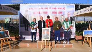 Salihlide Atatürk kupası sahiplerini buldu