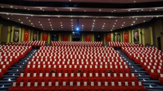 Sancaktepe Recep Tayyip Erdoğan Kongre Merkezi Sancaktepe Sahnesinin koltukları Gazzede katledilen çocuklara ayrıldı