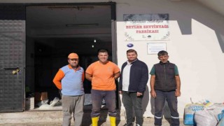 Seferihisar Belediyesi Zeytinyağı Fabrikası üreticiye can simidi oldu