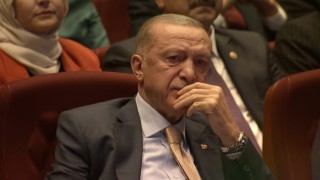 Şehit öğretmen Aybüke Yalçının bağlaması Cumhurbaşkanı Erdoğana emanet