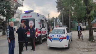 Seyir halindeyken dengesini kaybederek motosikletten düşen sürücü yaralandı