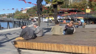 Sıcak havayı gören sahile koştu