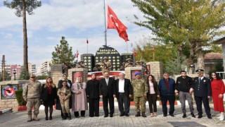 Siirtte helikopter kazasında şehit olan 17 Mehmetçik için mevlit okutuldu