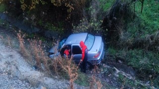 Siirtte otomobil şarampole uçtu: 1 ölü, 8 yaralı