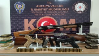 Silah ticareti şüphelisi 3 kişi yakalandı