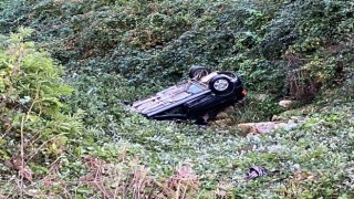 Sinopta otomobil 20 metreden uçtu: 3 yaralı