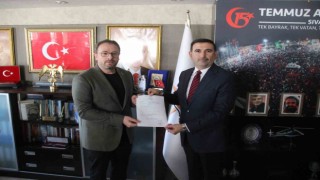 Sivas Belediye Başkanlığı için ilk adaylığını açıklayan Topgül oldu