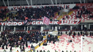 Sivasspor taraftarı maça ilgi göstermedi