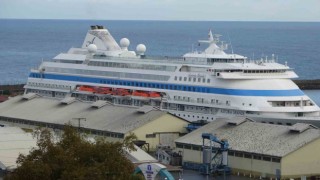 Sonbaharda Trabzona dev gemiyle Rus turist akını
