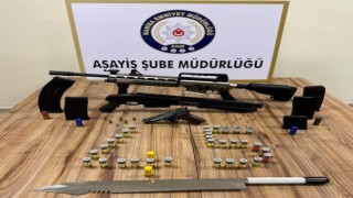 Sosyal medyadan silah paylaşımı yapan şüphelilere operasyon