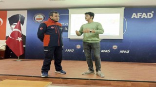 SUBÜ öğrencileri afet farkındalık eğitimi aldı