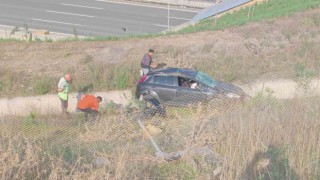 Sultangazideki kazada araç 30 metreden aşağıya uçtu: Motoru yerinden fırladı