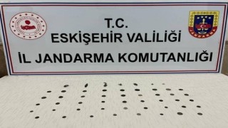 Tarihi eser satmaya çalışan şüpheli jandarma tarafından yakalandı
