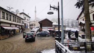 Tarihi Osmanlı kasabalarında kış güzelliği yaşanıyor