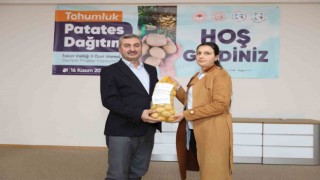 Tokatta çiftçilere tohumluk patates dağıtıldı
