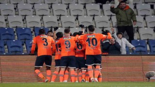 Trendyol Süper Lig: Başakşehir: 1 - Pendikspor: 0 (Maç devam ediyor)