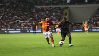 Trendyol Süper Lig: Hatayspor: 1 - Galatasaray: 1 (İlk yarı)