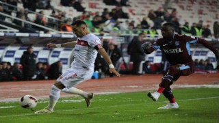 Trendyol Süper Lig: Sivasspor: 1 - Trabzonspor: 0 (Maç devam ediyor)