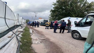 Tüfekle oynayan oğlu tarafından vurularak hayatını kaybetti