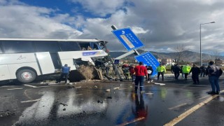 Tur otobüsü kazasında ölü sayısı 3e yükseldi
